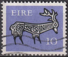 1976 Republik Irland ° Mi:IE 348, Sn:IE 398, Yt:IE 350, Stylised Stag, 8th Century, Early Irish Art 1974-83 - Used Stamps