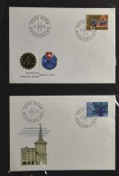 **/0 1957/1977 Uitgebreide Verzameling PTT Mapjes En FDC's, In 3 Ordners, Meest Gestempeld, Zm - Andere & Zonder Classificatie