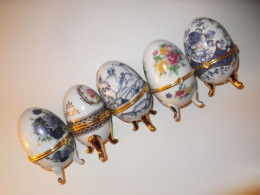 15 Porseleinen Eieren - 15 Oeufs En Porcelaine - Oeufs