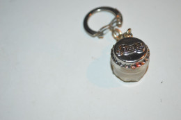 Porte-clefs Publicitaire Capsule Et Goulot Pepsi-Cola------------  Années 60 - Portachiavi