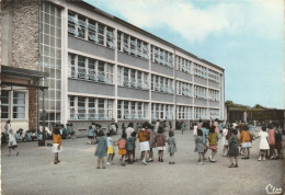 Pontault Combault (77 -Seine Et Marne) Ecole Des Acacias Ou Louis Grand - Pontault Combault