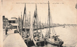 FRANCE - Saint Vaast La Hougue - Le Quai Tourville Et Le Port - LL - Carte Postale Ancienne - Saint Vaast La Hougue