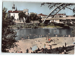 CASTELMORON : La Plage Et L'Hôtel De Ville - Très Bon état - Castelmoron