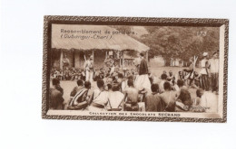 Chromo OUBANGUI-CHARI 173 Rassemblement De Porteurs Colonies Françaises Afrique Chocolat Suchard TB 139 X 59 Mm 2 Scans - Suchard