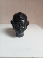 Statuette Du XIXème, En Pierre  Hauteur 12 Cm X 9 Cm - Art Asiatique