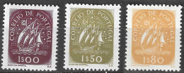 PORTUGAL - 1948-1949- Caravela. Novos Valores E Cores. 1$80,1$50, 1$00 * MVLH Afinsa Nº 700, 699, 697 - Unused Stamps