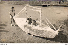 D47  AGEN    Trois Enfants En Costume De Marin Dans Le Bateau FRUCTIDOR  ...........  PHOTO - Karneval - Fasching