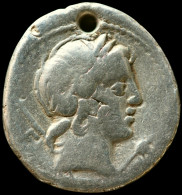 LaZooRo: Roman Republic - AR Denarius Of P. Crepusius (82 BC), Apollo, Ex Antique Jewellery, CM, Rare CXXX - République (-280 à -27)