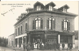 CPA - -  78 - Saint Leger En Yvelines - Hotel Terminus - Très Animée - St. Leger En Yvelines