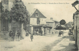 LA TRIMOUILLE - Grande Rue Et Route Du Blanc. - La Trimouille