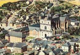 BELGIQUE - Saint Hubert - Vue Générale De La Basilique - Carte Postale - Saint-Hubert