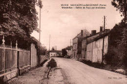 N°30 D1 SAINT REMY EN BOUZEMONT GRANDE RUE ENTREE DU PAYS PAR ARZILLIERES - Saint Remy En Bouzemont