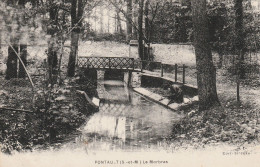 Pontault Combault (77 - Seine Et Marne )   Le Morbras - Lavandière - Lavoir - Pontault Combault