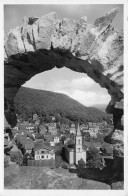 Lindenfels Im Odenwald, Blick Von Der Burg Durch Steinbogen (719) - Odenwald