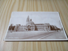 CPSM Cardiff (Royaume-Uni).City Hall - Carte Animée. - Glamorgan