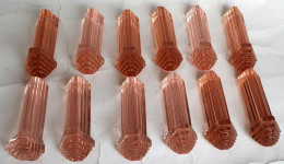 12 PORTE COUTEAU ANCIEN EN VERRE ROSE ART DECO Petites ébréchures Par Endroit - Glass & Crystal