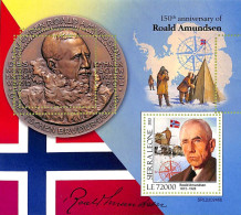 A9358 - SIERRA LEONE - ERROR MISPERF Stamp Sheet - 2022 - Roald Amundsen - Explorateurs & Célébrités Polaires