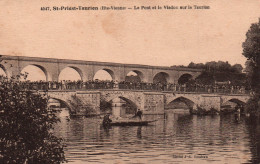 CPA  HAUTE VIENNE 87 /  SAINT PRIEST TAURION LE PONT ET LE VIADUC SUR LA TAURION - Saint Priest Taurion