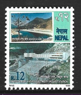 NEPAL. N°648 De 1998. Station Hydro-électrique. - Agua