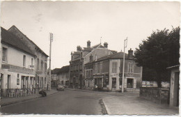 60 GOUVIEUX  Rue De La Mairie - Gouvieux