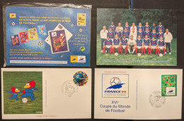 7 Souvenirs Foot Coupe Du Monde 98 En France, Footix, Les Stades, L'éduipe De France, Le Timbre Rond Ballon ... - 1970-1979