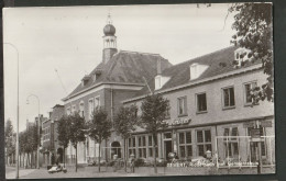 Gemert - Ridderplein Met Gemeentehuis - Gemert