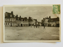 MARQUISE (62/Pas De Calais) - Place Avec Enfants Jouant , Café National - Marquise