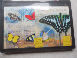 Burundi  Bloc Blok Bl Sheet 267 + 1710/1713 Mnh Neuf ** ( 2004 ) Papillons Vlinders - Unused Stamps