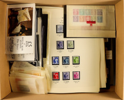 MACHIN FACE VALUE BOX. Includes Stamps, Miniature Sheets And Prestige Booklets. Swap-out Value Â£288 - Autres & Non Classés