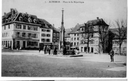 68 ALTKIRCH Place De La Republique    Ref D - Altkirch