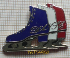 PAT14950 DANSE SUR GLACE PATIN BLEU BLANC ROUGE En Version EGF - Patinage Artistique