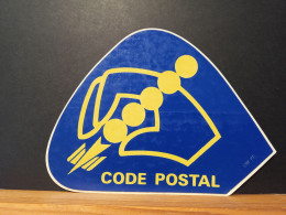 Code Postal, Auto Collant Neuf - Briefe U. Dokumente