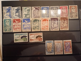 Tunisie Lot De 20 Timbres - Andere & Zonder Classificatie