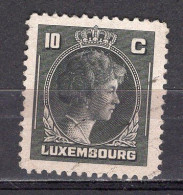 Q3022 - LUXEMBOURG Yv N°335 - 1944 Charlotte Rechterzijde