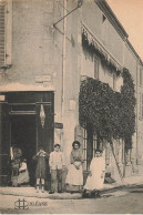 Beaugency * La Rue Du Pont * Débit De Tabac Tabacs TABAC * Commerce Magasin F. SORNIQUE * Villageois - Beaugency