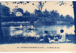 Vigneux Sur Seine Le Rocher Du Lac - Vigneux Sur Seine