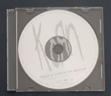 CD KORN "TAKE A LOOK IN THE MIRROR"  BON ETAT PAS DE JAQUETTE - Hard Rock En Metal