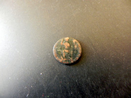 Old Ancient Coin - To Be Identified - Andere & Zonder Classificatie