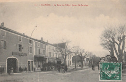 CPA 84 VALREAS TOUR DE VILLE COURS ST ANTOINE HOTEL ROBERT PEU COURANTE - Valreas