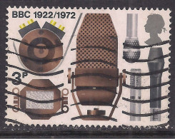 GB 1972 QE2 3p Broadcasting Anniversaries Microphones Used  SG 909 ( B745 ) - Usati