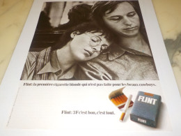 ANCIENNE  PUBLICITE  PAS FAITES POUR LES BEAUX COWBOYS CIGARETTE FLINT  1972 - Other & Unclassified