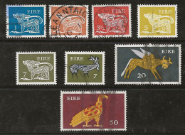 Irlande 1974-1976 N° Y&T : 8 Valeurs Série 318A à 322B Obl. - Used Stamps