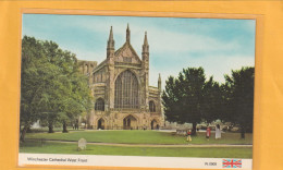 WINCHESTER CATHEDRAL WEST FRONT  .  CARTE ECRITE AU VERSO - Winchester