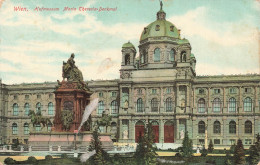 AUTRICHE - Wien - Hofmuseum Maria Theresia Denkmal - Un Statut - Une église - Carte Postale Ancienne - Kirchen