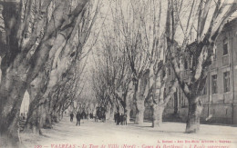 Valréas.  Le Tour De La Ville. Cours Du Bertheuil. L'Ecole Supérieure - Valreas