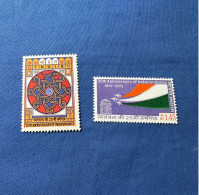 India 1973 Michel 553-54 Unabhängigkeit 25 Jahre MNH - Unused Stamps