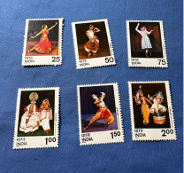 India 1975 Michel 646-651 Indische Tänze MNH - Unused Stamps