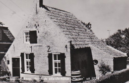 252726Schiermonnikoog, Het Oude Eilanderhuisje ,,Marten’’ Uit 1724.(FOTO KAART) - Schiermonnikoog