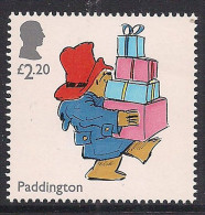 GB 2023 KC 3rd £2.20 Paddington Bear Carrying Presents Umm ( 1150 ) - Ungebraucht