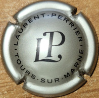 Capsule Champagne LAURENT-PERRIER (Tours-sur-Marne) Argent & Noir Nr 58a - Laurent-Perrier